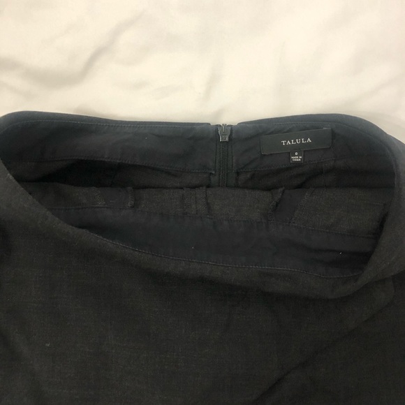 Aritzia Talula Berklee skort charcoal 0 - Picture 4 of 4